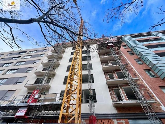 Apartamento en venta en Valencia, Campanar photo 0