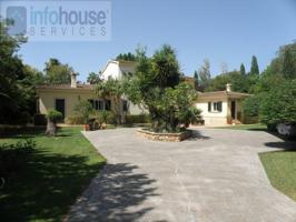 Chalet en venta en Santa Maria del Camí photo 0