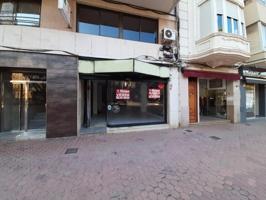 Local comercial en venta en Alzira, Plaza mayor photo 0