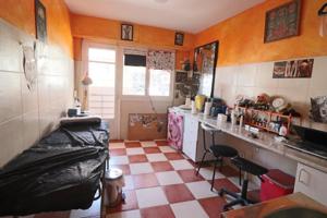 Local comercial en venta en Benidorm, Levante photo 0