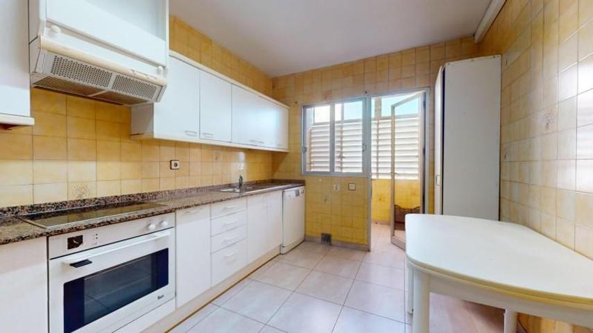 Piso en venta en Las Palmas de Gran Canaria, Escaleritas photo 0