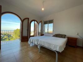 Chalet en venta en Denia, Montgó photo 0