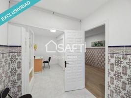 Casa en venta en Sant Esteve Sesrovires photo 0