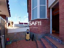 Adosada en venta en Sant Vicenç dels Horts photo 0