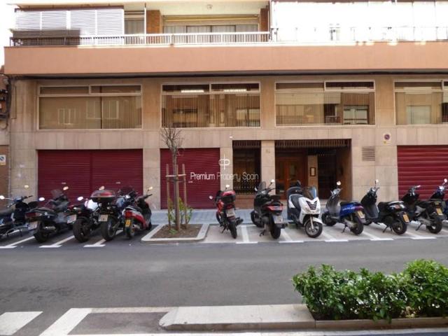 Local comercial en venta en Alicante, ENSANCHE - DIPUTACIÓN photo 0