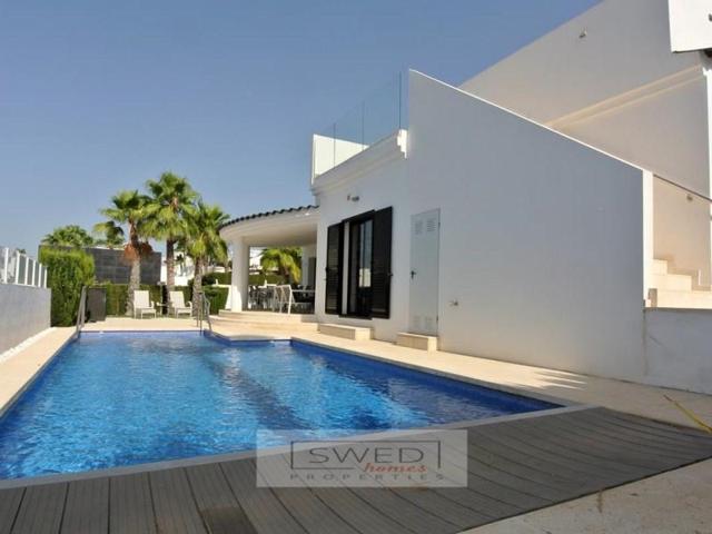 Chalet en venta en San Fulgencio photo 0