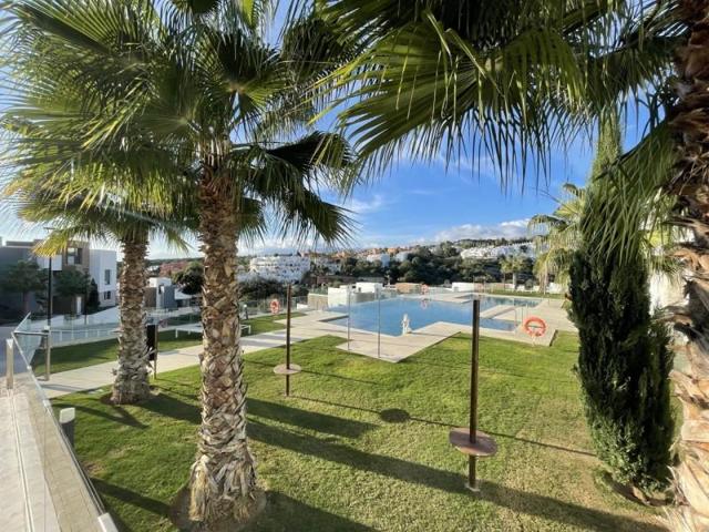 Duplex en venta en Marbella, Marbella Este - Artola photo 0