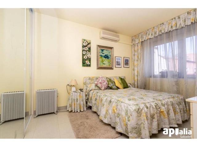 Casa en venta en Sabadell, Centre photo 0