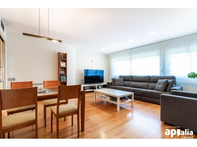 Duplex en venta en Sabadell, Hostafrancs photo 0