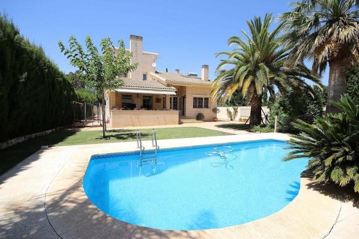 Chalet en venta en Monovar-Monover photo 0