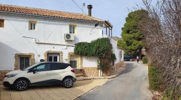 Casa con terreno en venta en Raspay photo 0