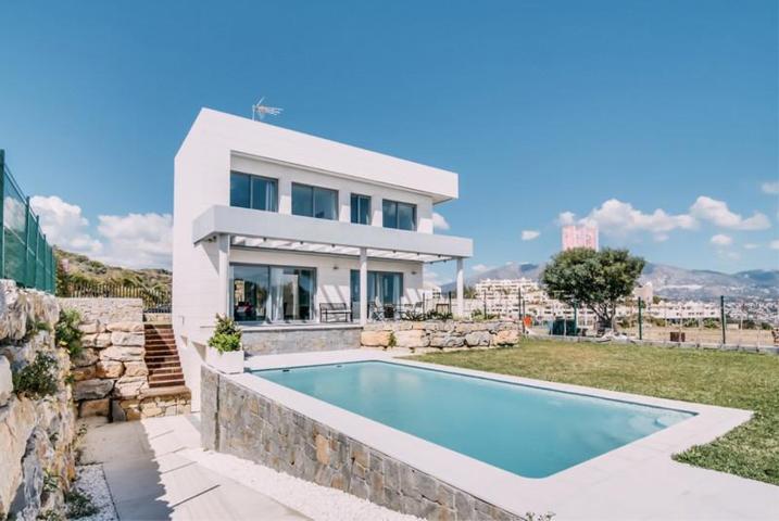 Casa en venta en Mijas Costa photo 0