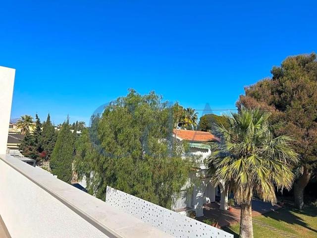 Chalet en venta en El Campello, Carrer de Quito Malena, 03560 photo 0