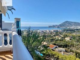 Adosada en venta en Altea photo 0