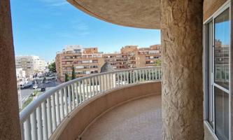 Apartamento en venta en Torrevieja, Parque las naciones photo 0