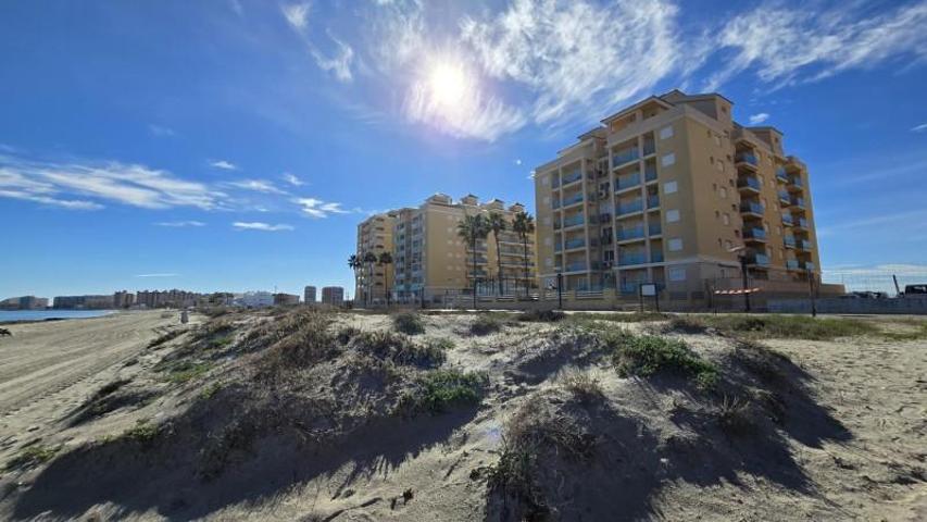 Apartamento en venta en La Manga del Mar Menor, POLIGONO D - MANGA, 1277, 30380 photo 0