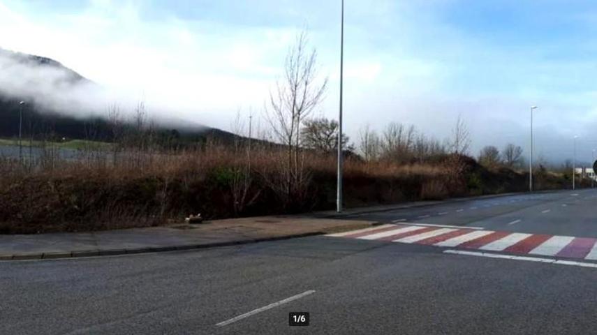 Terreno en venta en Egüés, Carretera de Aóiz, 31486 photo 0
