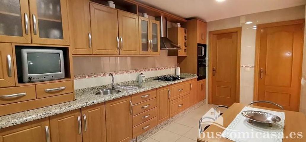 Chalet en venta en Linares, Calle Hortensia, 23700 photo 0