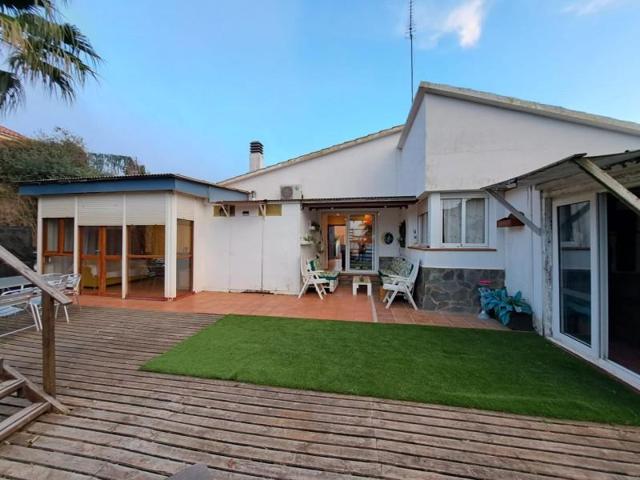 Casa en venta en Palafolls, Pueblo photo 0