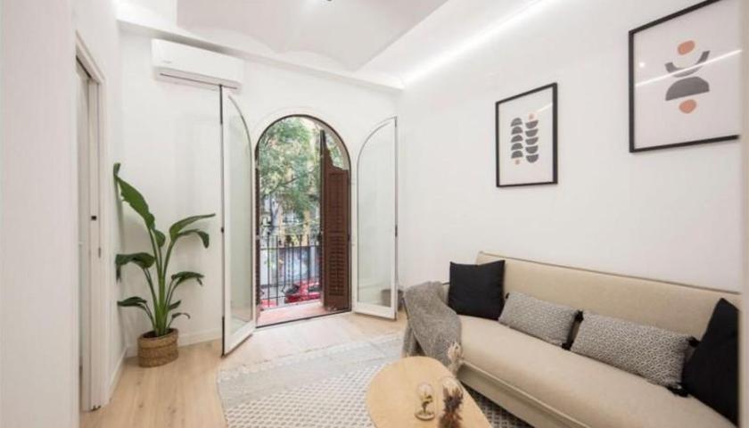 Apartamento en venta en Barcelona photo 0
