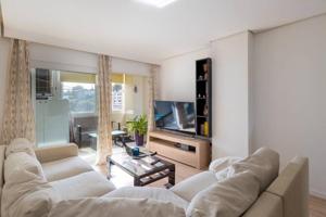 Apartamento en venta en Mallorca, Cala Major photo 0