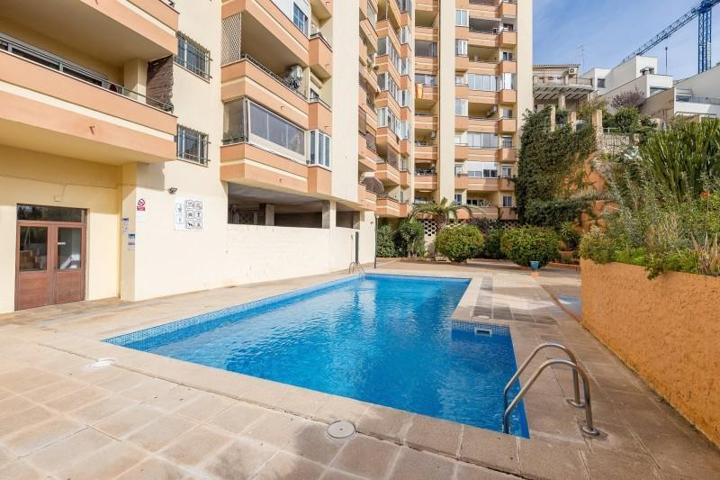 Apartamento en venta en Mallorca, Cala Major photo 0