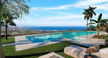 Apartamento en venta en Casares, Costa Del Sol photo 0
