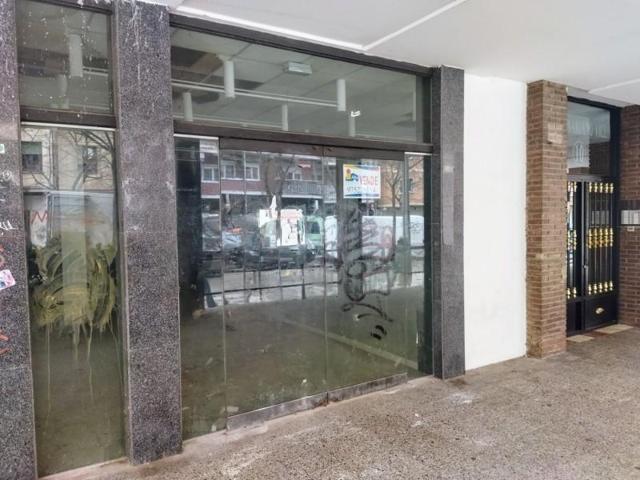Local comercial en venta en Soria, Mariano Vicen photo 0