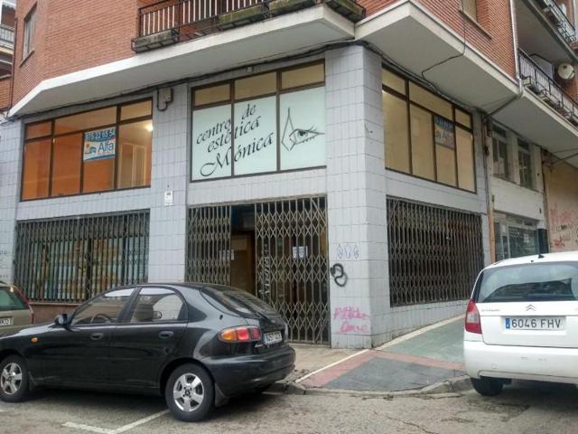 Local comercial en venta en Soria, Rota-esquina Cardenal Frías photo 0