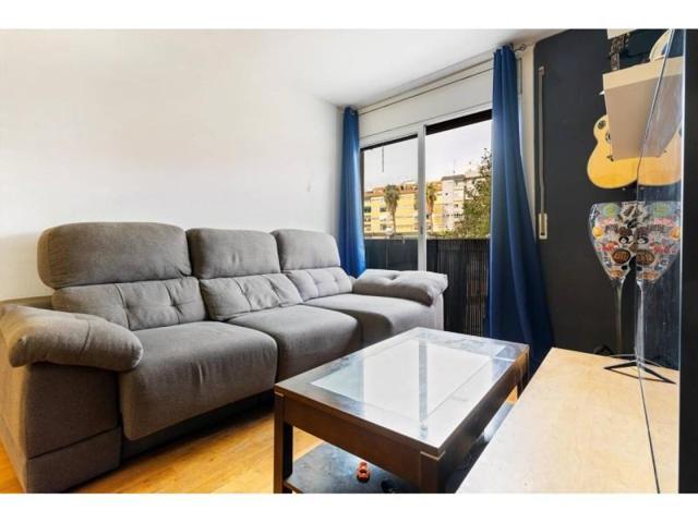 Piso en venta en Barcelona, La Prosperitat photo 0