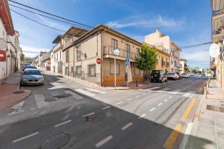 Casa en venta en Zubia, Camino de Gójar photo 0