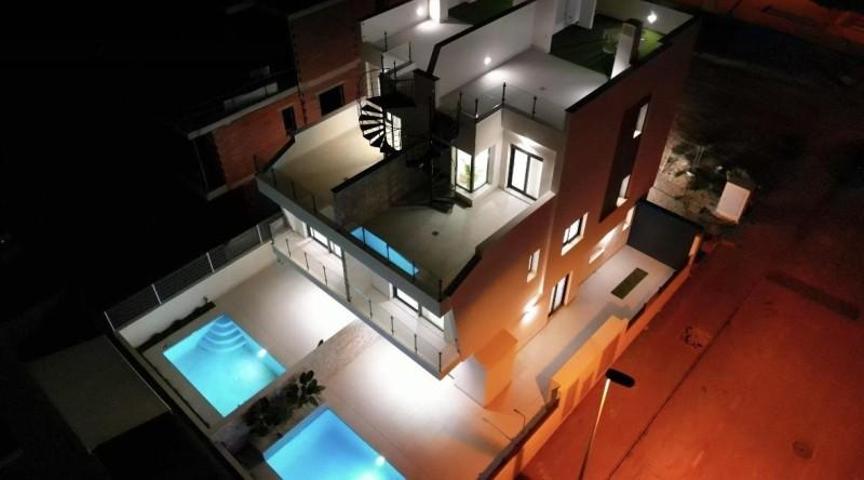 Bungalow en venta en Guardamar del Segura, Els secans photo 0