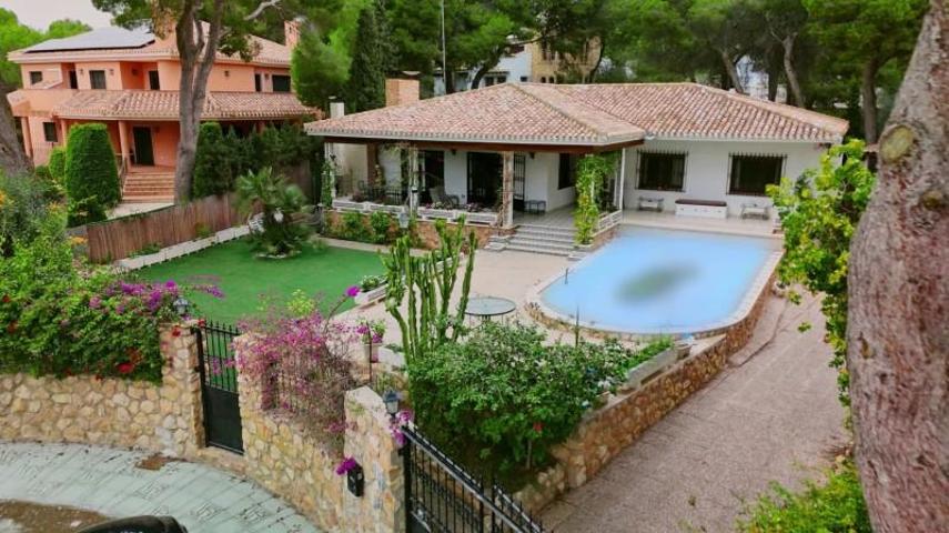 Chalet en venta en Orihuela Costa, Agua Marina photo 0