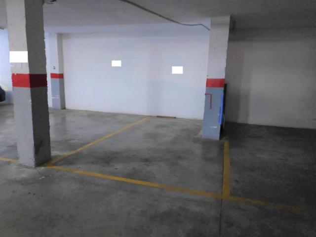 Garaje en venta en Málaga, Carlos de haya photo 0