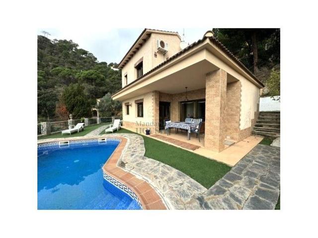 Casa en venta en Lloret de Mar photo 0