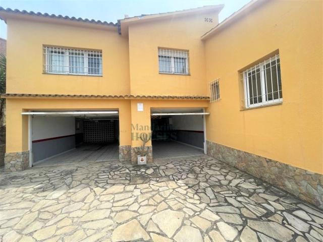 Casa en venta en Lloret de Mar, Canyelles photo 0