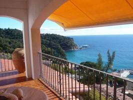Casa en venta en Lloret de Mar photo 0