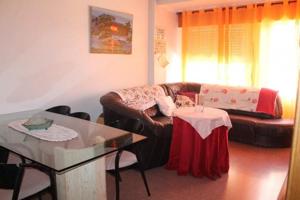 Apartamento en venta en Los Montesinos photo 0