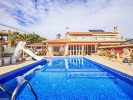 Chalet en venta en Orihuela, Cabo Roig photo 0