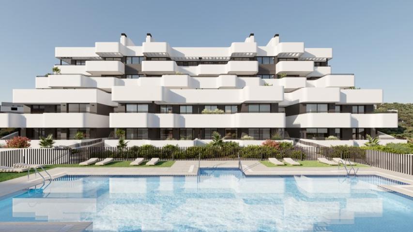 Apartamento en venta en Estepona, CALLE HUNGRIA photo 0