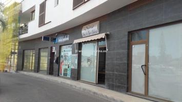 Local comercial en venta en Els Poblets, Centro urbano photo 0