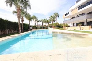 Apartamento en venta en Orihuela Costa, Las Mimosas photo 0