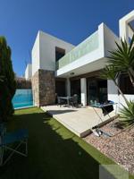Chalet en venta en Orihuela Costa, Monte Zenia photo 0
