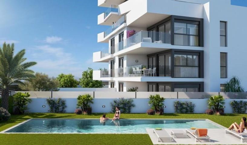 Apartamento en venta en Guardamar del Segura, Puerto deportivo photo 0