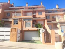 Adosada en venta en Godella, URB. CAMPOLIVAR photo 0