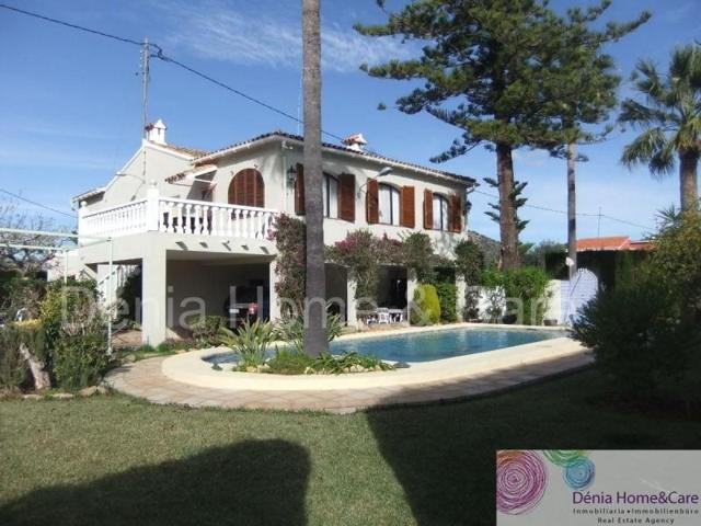 Chalet en venta en Pedreguer, Pedreguer photo 0