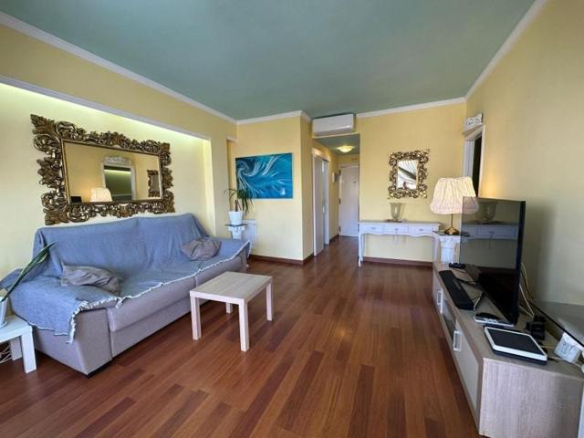 Apartamento en alquiler en San Bartolomé de Tirajana, Playa del Inglés photo 0