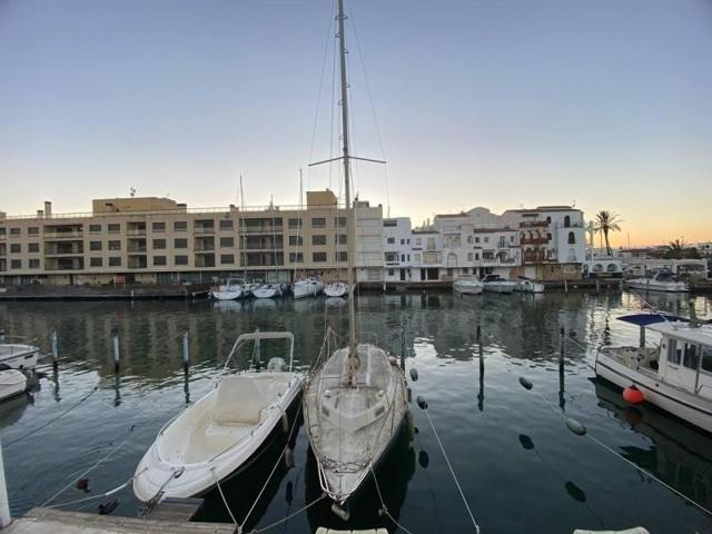 Piso en venta en Empuriabrava, Caballito del mar photo 0