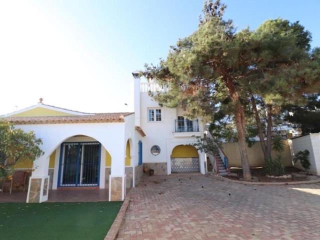 Chalet en venta en Orihuela photo 0