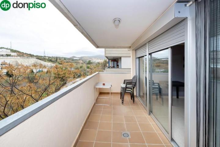 Piso en venta en Granada, El serrallo photo 0